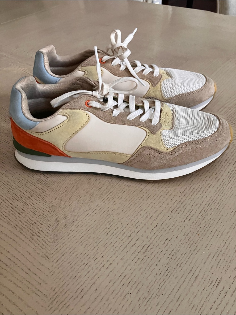 Hoff Riad Woman Color Block Sneakers US 10.5